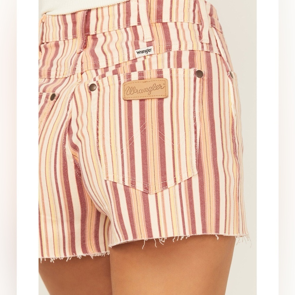 Wrangler Natalie Striped High Rise Retro Cowboy Raw Hem Denim Shorts, Size 28